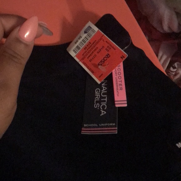 Skirt - Picture 2 of 3